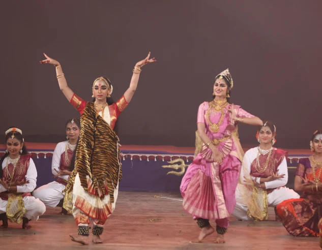 Bharatanatyam Dance Course Training at Kailasa Kaladhara